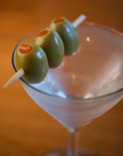 Honor Bar's Classic Martini 