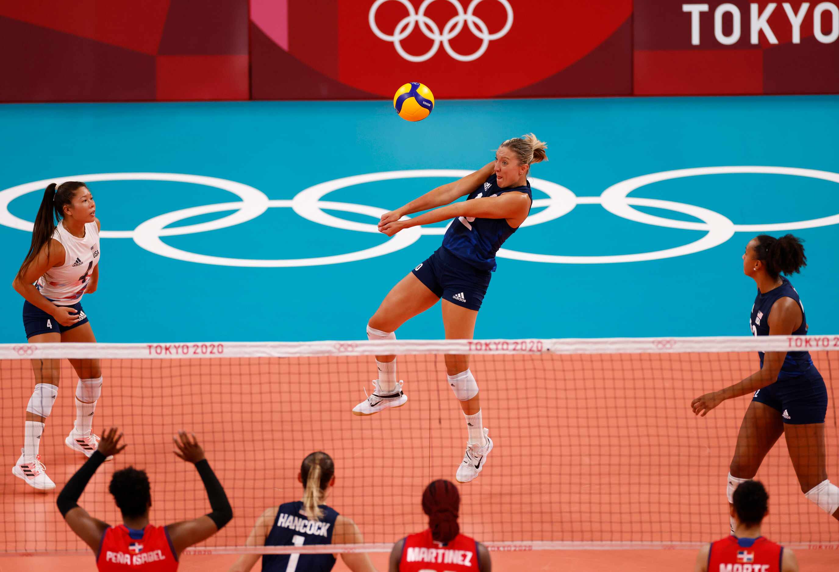 USA’s Jordan Larson (10) hits the ball in a game against the Dominican Republic during the...