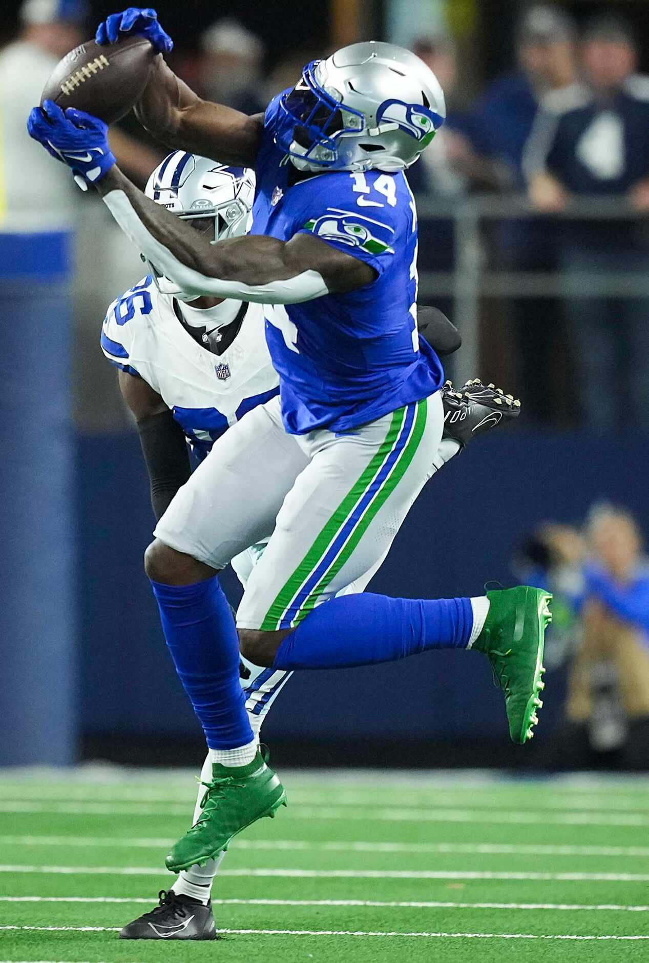 Seattle Seahawks wide receiver DK Metcalf (14) makes a catch on a 73-yard touchdown past...