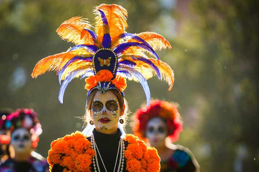 El sábado 28 de octubre se llevará a cabo el desfile de Día de Muertos en Fort Worth, ciudad...