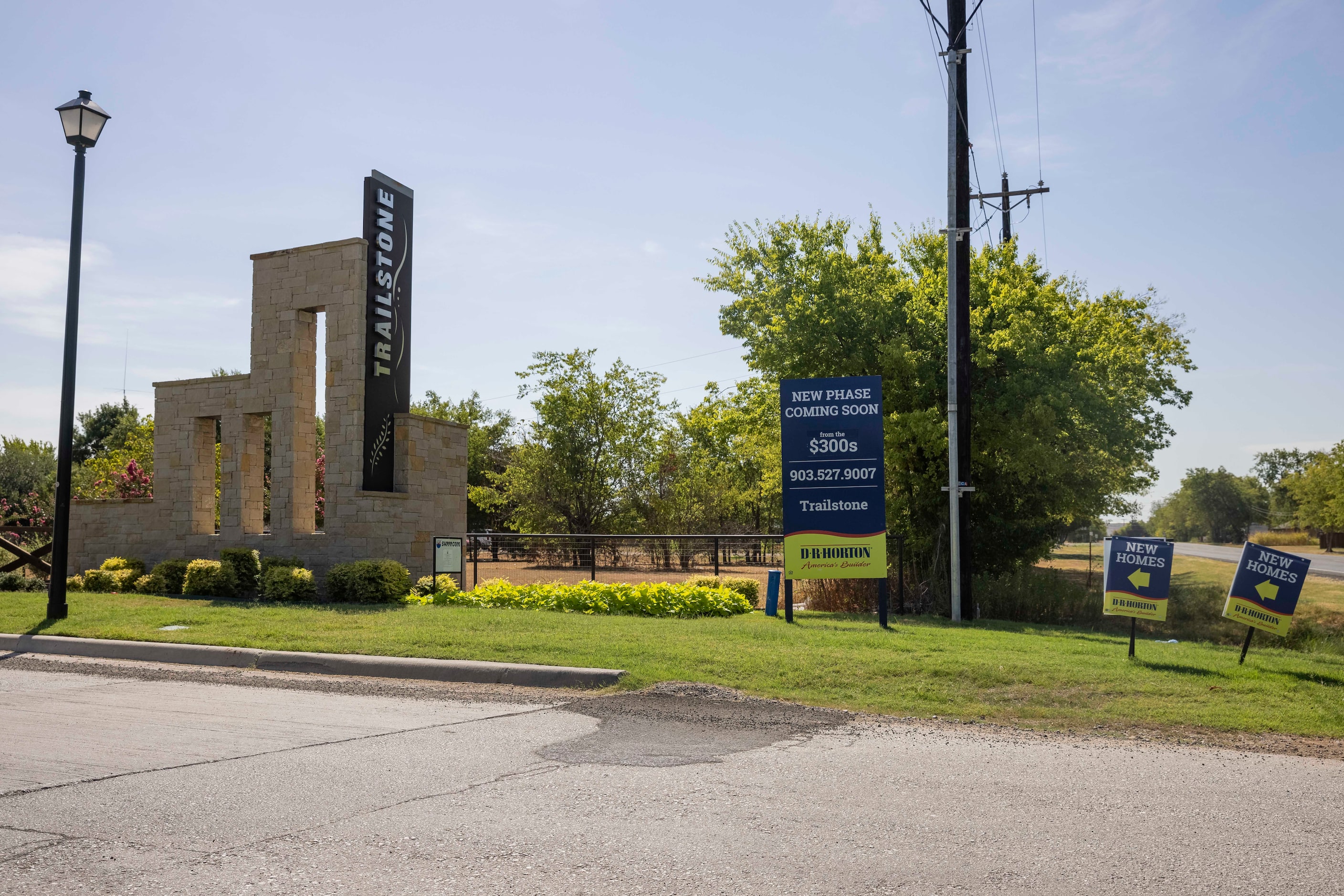 The entrance sign for the Trailstone by D.R. Horton community  in Caddo Mills.