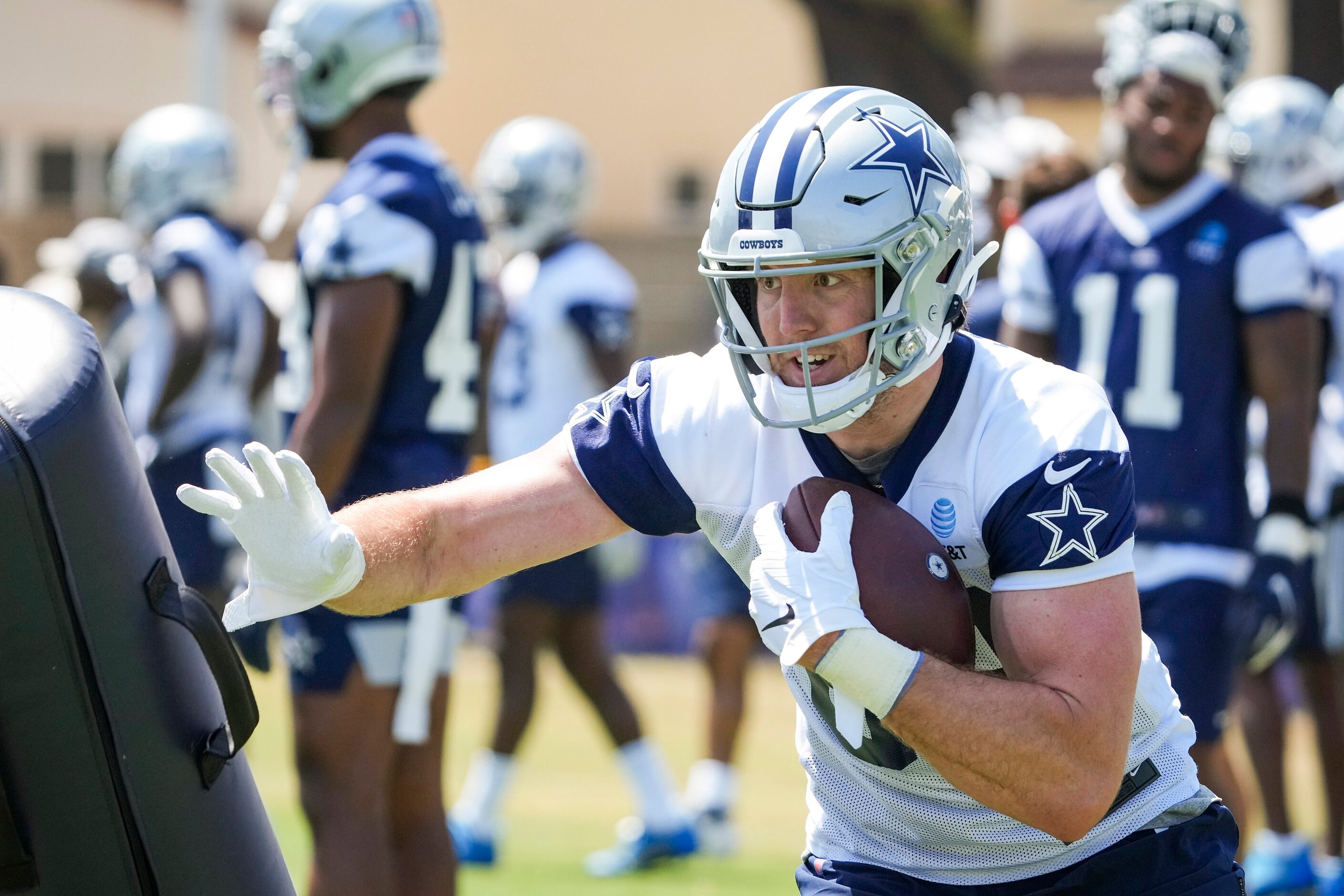 Dallas Cowboys tight end Blake Jarwin (89) runs a drill during the first practice of the...