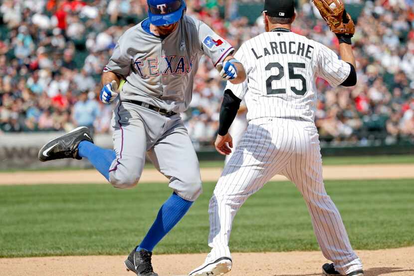 Jun 21, 2015; Chicago, IL, USA; Chicago White Sox designated hitter Adam LaRoche (25) forces...