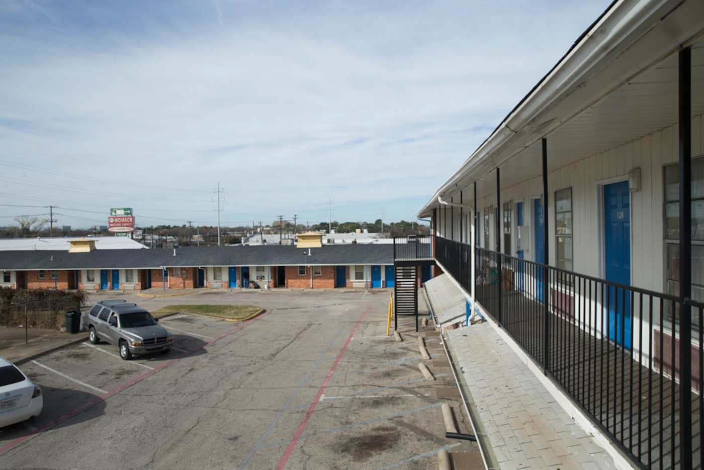 The Cole Manor Motel on Harry Hines Boulevard, which opened in 1946