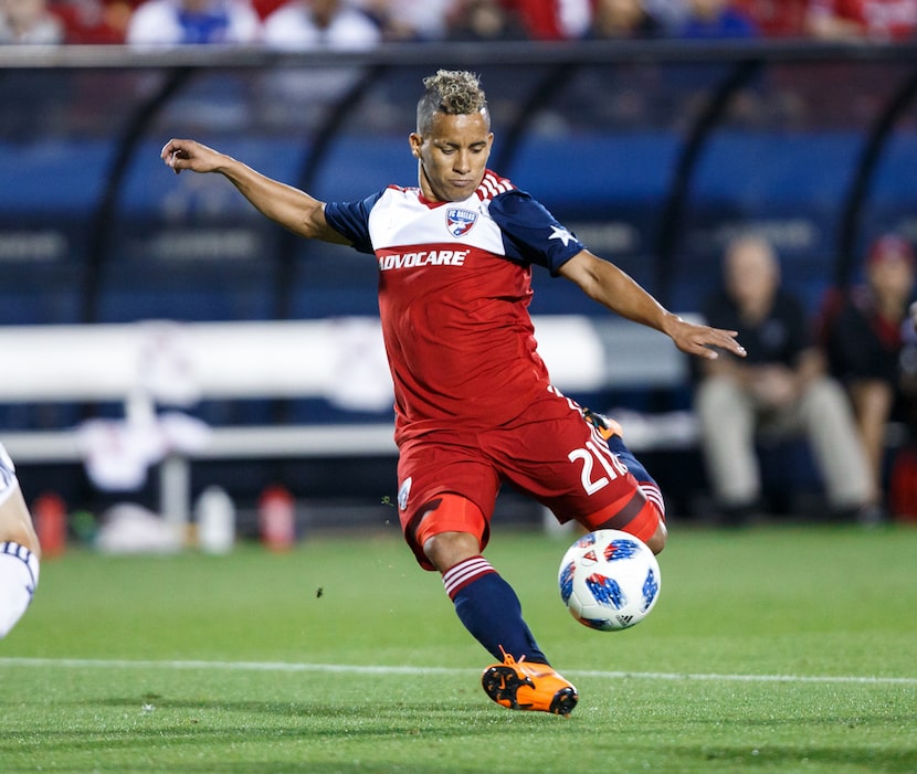 Michael Barrios shoots on goal against Real Salt Lake, March 3, 2018, at Toyota Stadium.