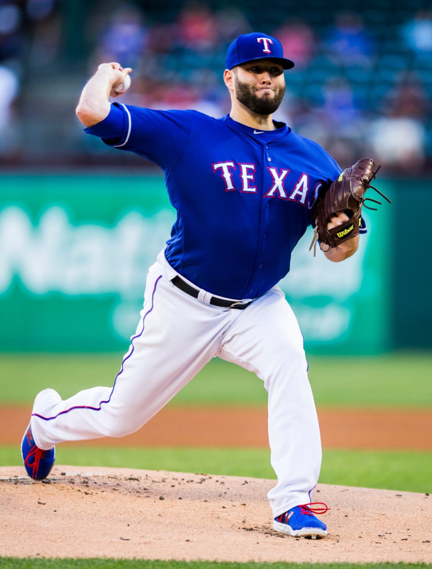 Texas Rangers starting pitcher Lance Lynn (35) pitches during the first inning of an MLB...