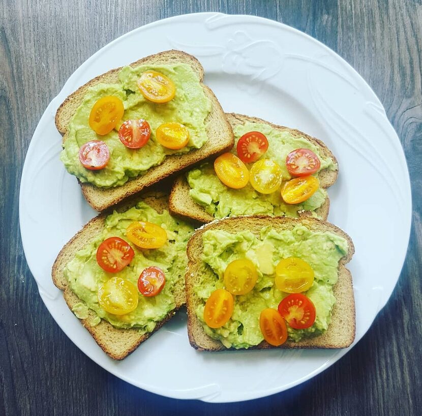 Avocado Toast with tomatoes