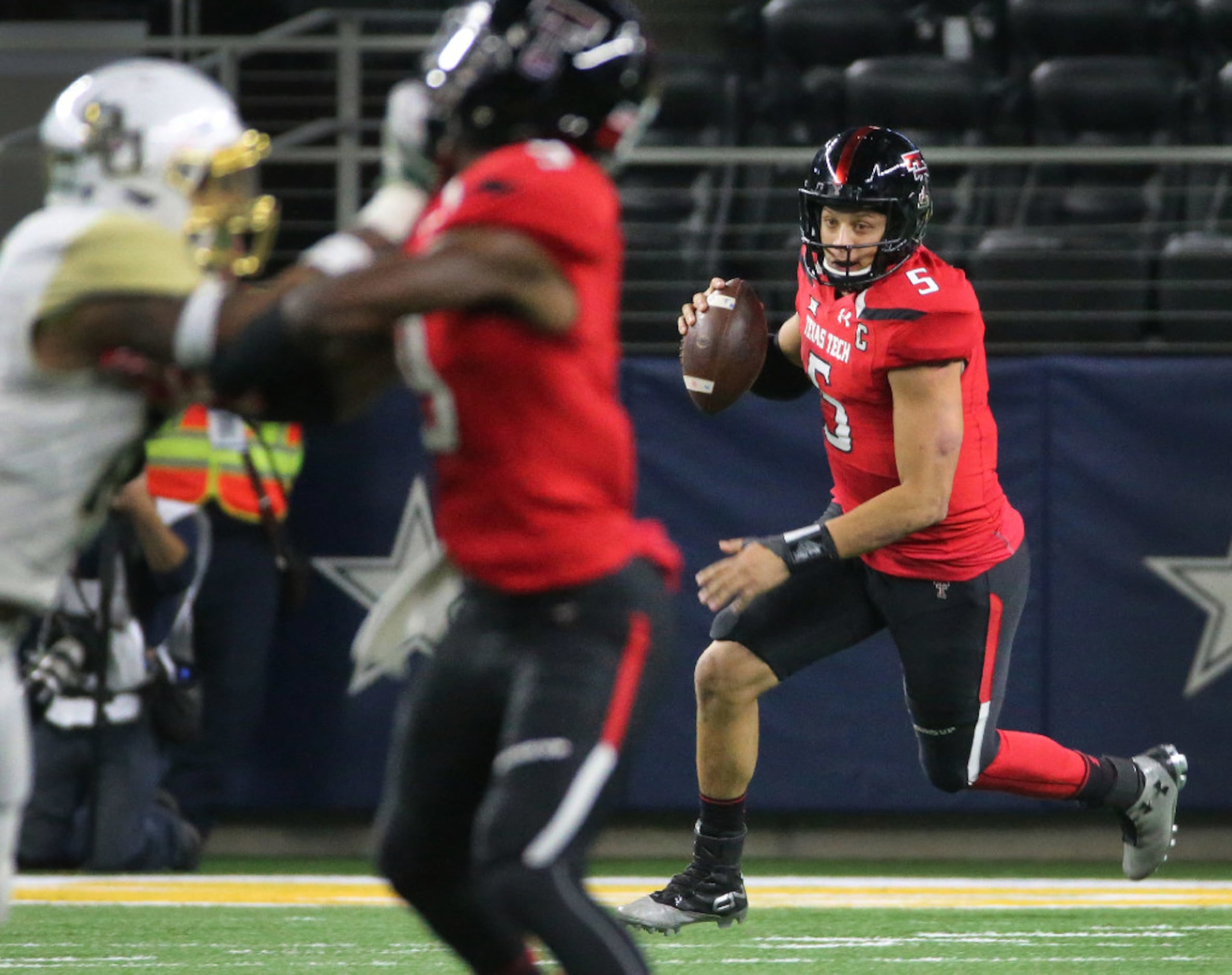 What if the Cincinnati Bengals drafted Patrick Mahomes in the 2017 NFL Draft?  