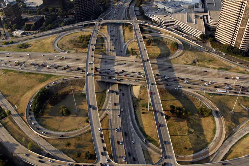 File photo of the intersection of IH 635 [ LBJ ] and the Dallas North Tollway. (G.J....