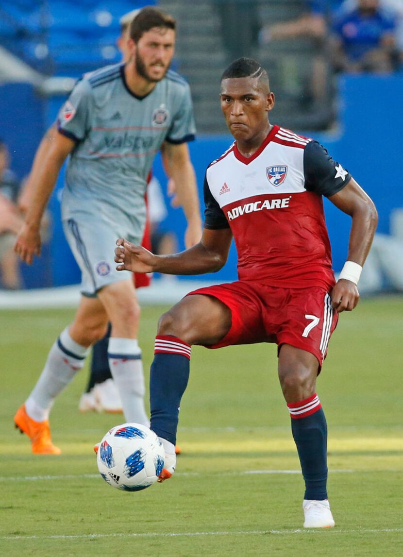 FC Dallas midfielder Carlos Gruezo (7) is pictured during the FC Dallas vs. the Chicago Fire...