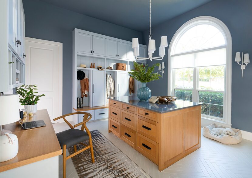 Mudroom and functional room.