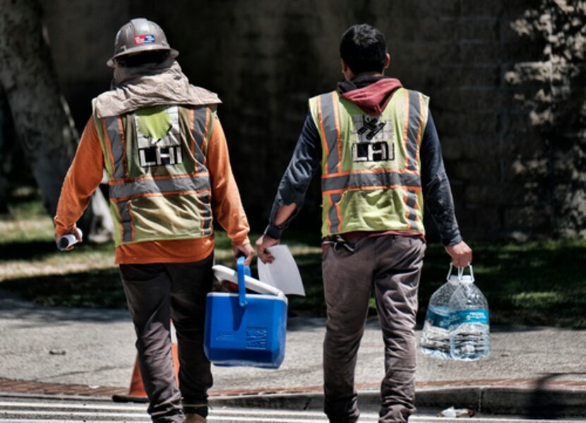 El 44% de los afectados por enfermedades causadas por el calor fueron trabajadores que...