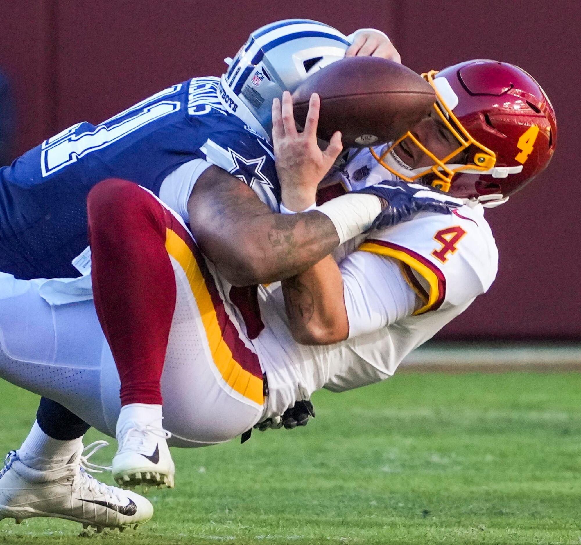 Cowboys escape with a victory over Washington Football Team — see photos