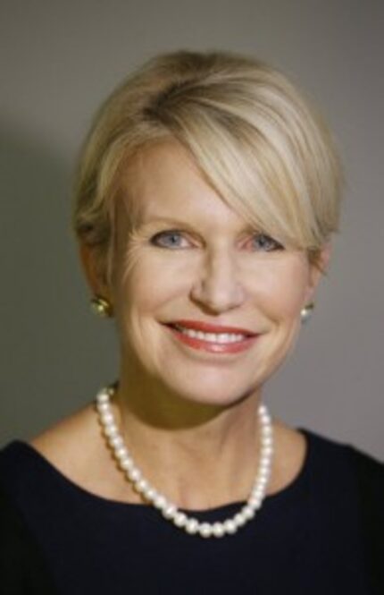  Susan Hawk