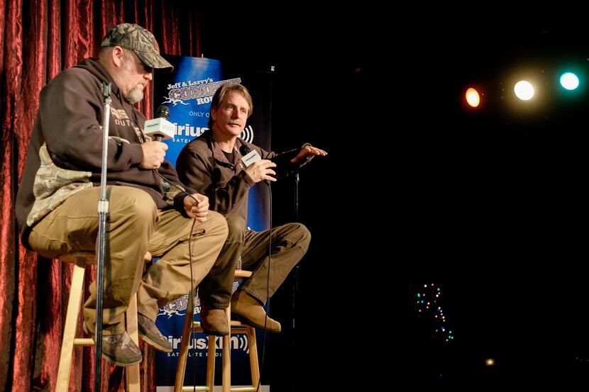 Larry The Cable Guy  and Jeff Foxworthy will not travel to Texas to perform at Irving Music...