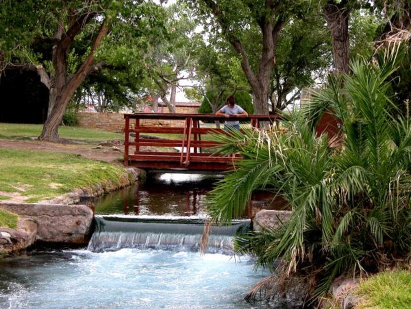 
After a swim, settle in for a picnic next to Balmorhea State Park’s trickling canals.
