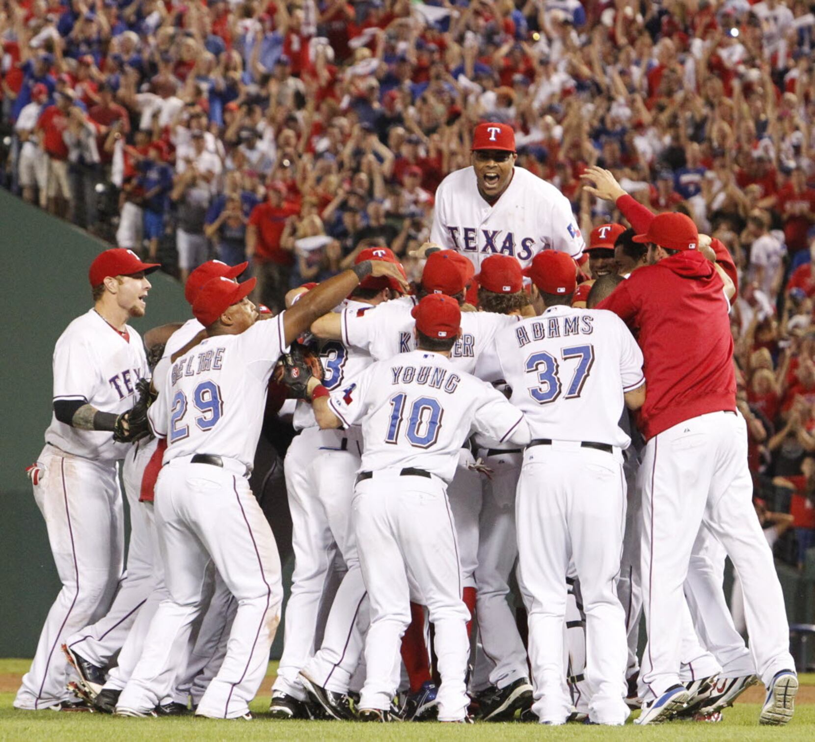 Texas Rangers  2011 Home Runs (210) 