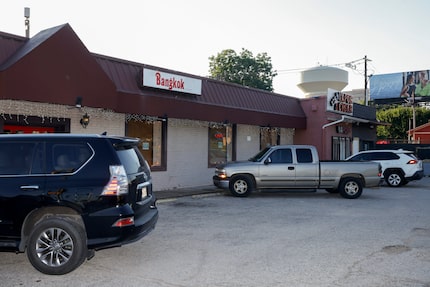 Can you picture it? Boxcar will be at the end of this strip center (far right). The building...