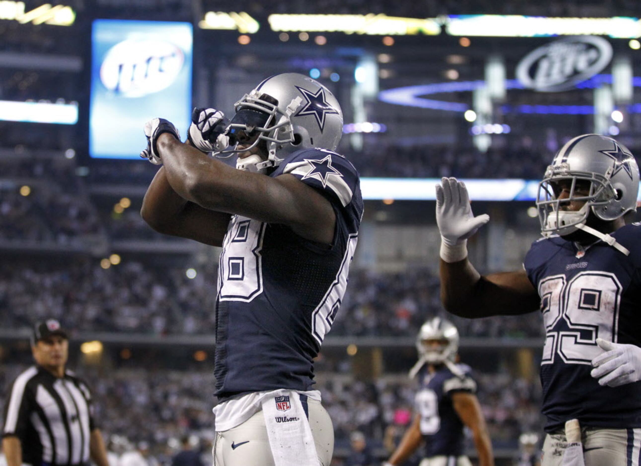 Is Dez Bryant a top 5 WR in the NFL? Why Tim Cowlishaw would say