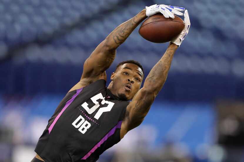 Florida State defensive back Derwin James runs a drill during the NFL scouting combine on...