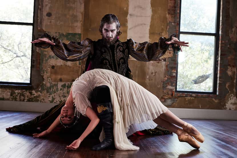 Texas Ballet Theater company members Carl Coomer and Alexandra F. Light perform in "Dracula."