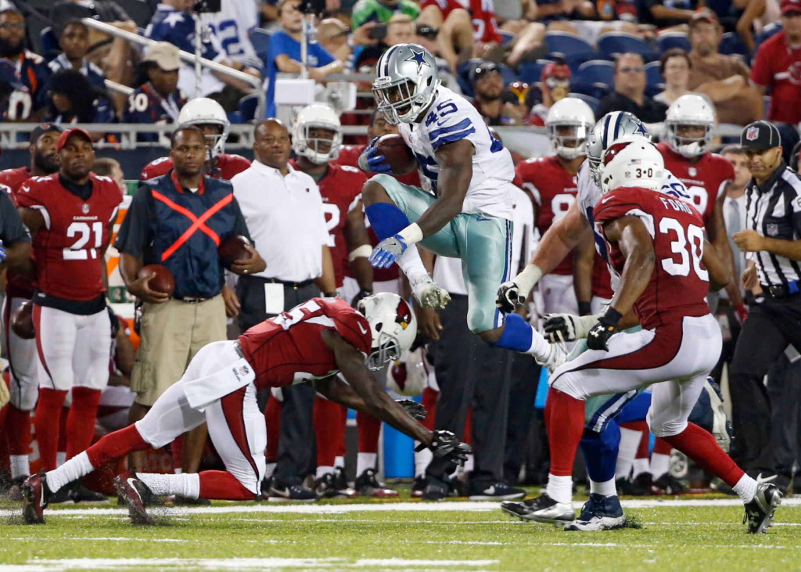 Broaddus scouts the Arizona Cardinals offense