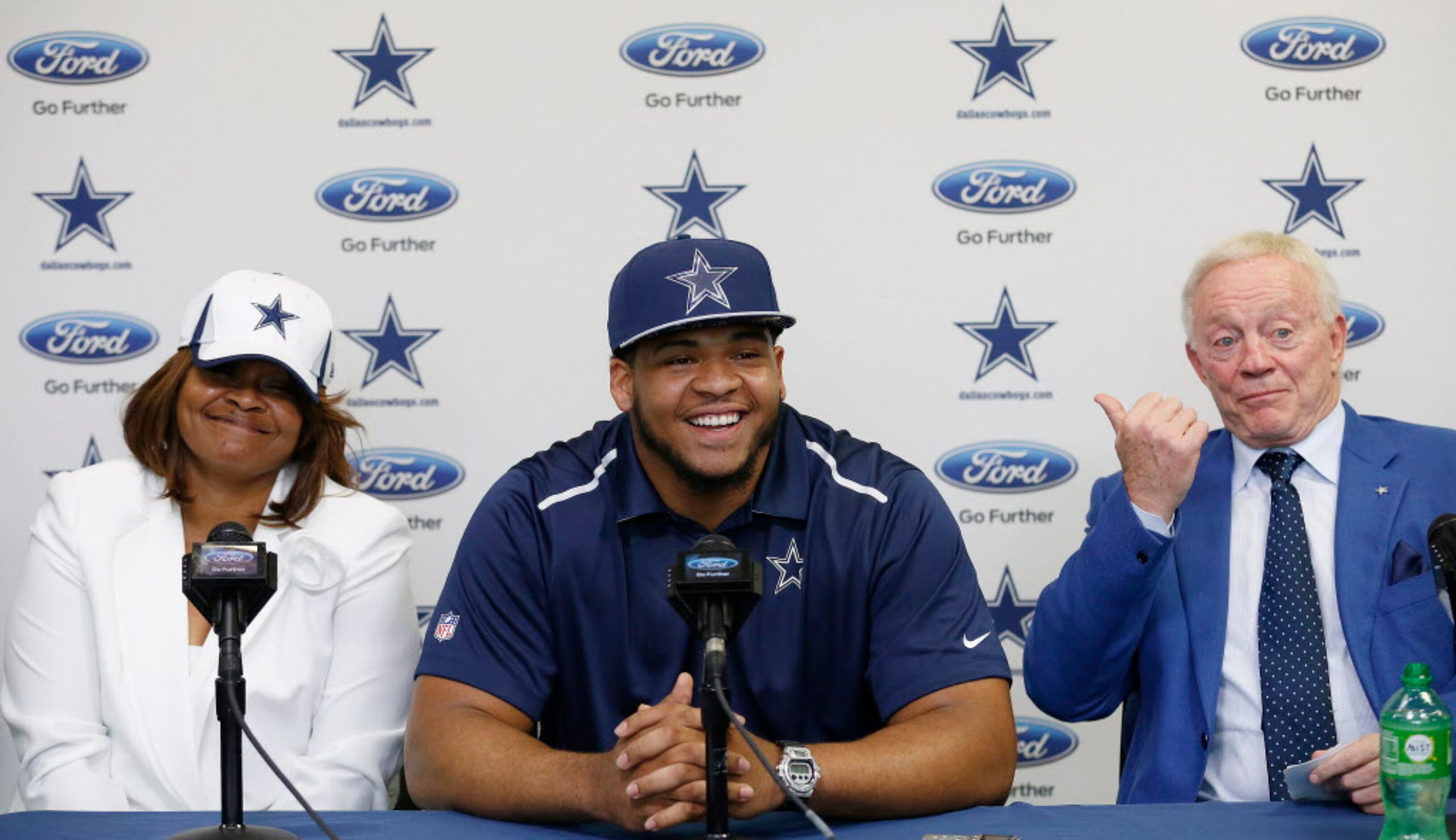 Sturm: I cannot believe Cowboys pulled off signing of La'el Collins