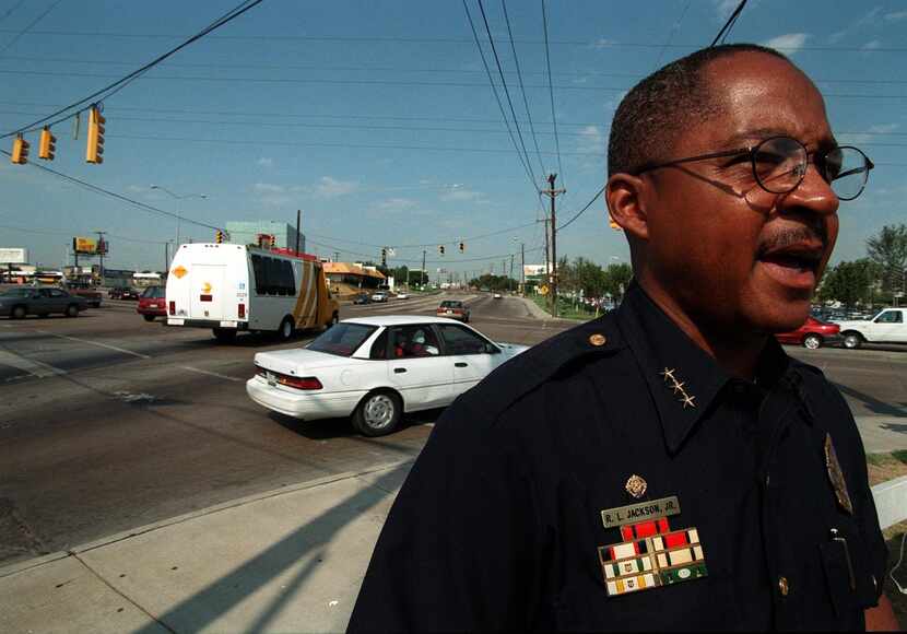 Robert Jackson Jr. held a news conference at a deadly Dallas intersection in 1997. 