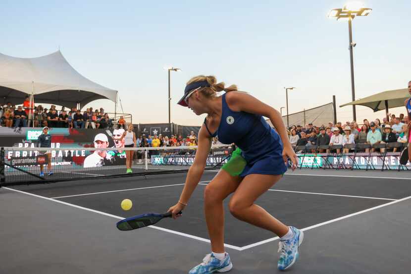 Catherine Parenteau (left to right), Lea Jansen, Anna Leigh Waters and Jessie Irvine warm up...