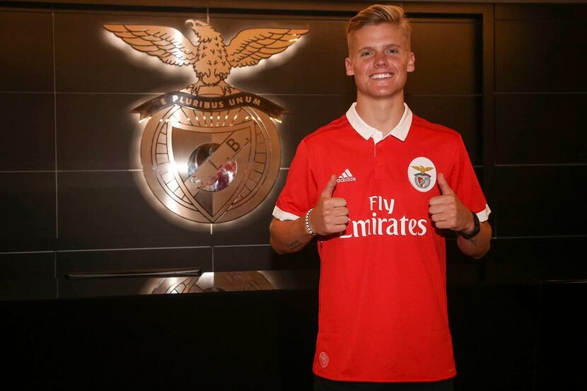 Keaton Parks, a Plano native, has officially been given the clear to register with Benfica's...