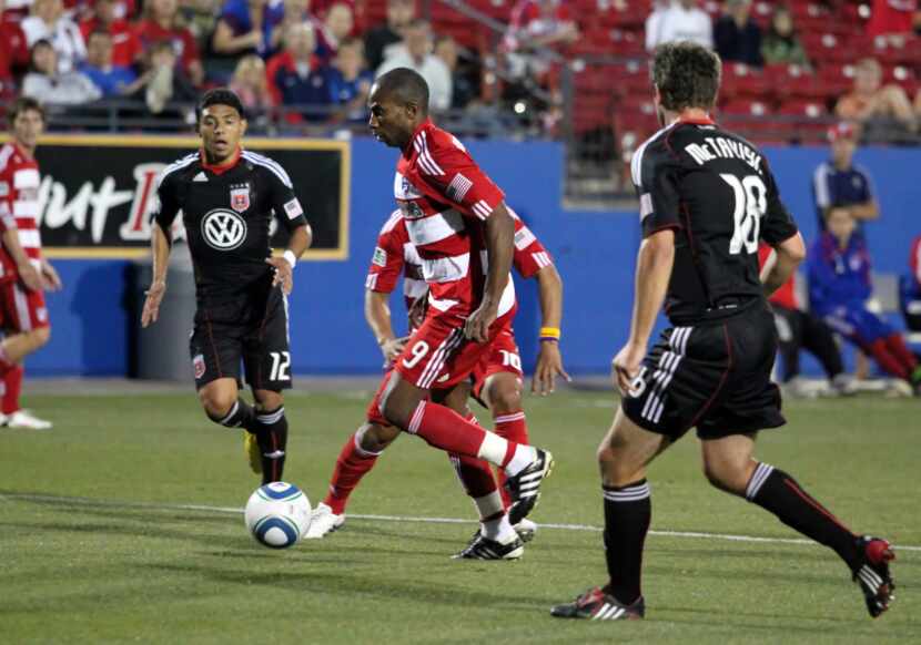 #9 Jeff Cunningham of FC Dallas takes on DC United at Pizza Hut Park. (May 8, 2010)