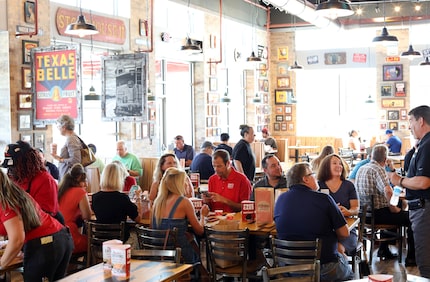 Portillo's in Allen was packed on opening day, Sept. 7, 2023.