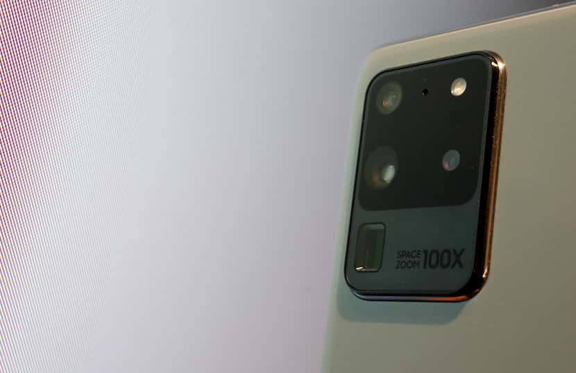 Close-up of the Galaxy S20 Ultra. 
