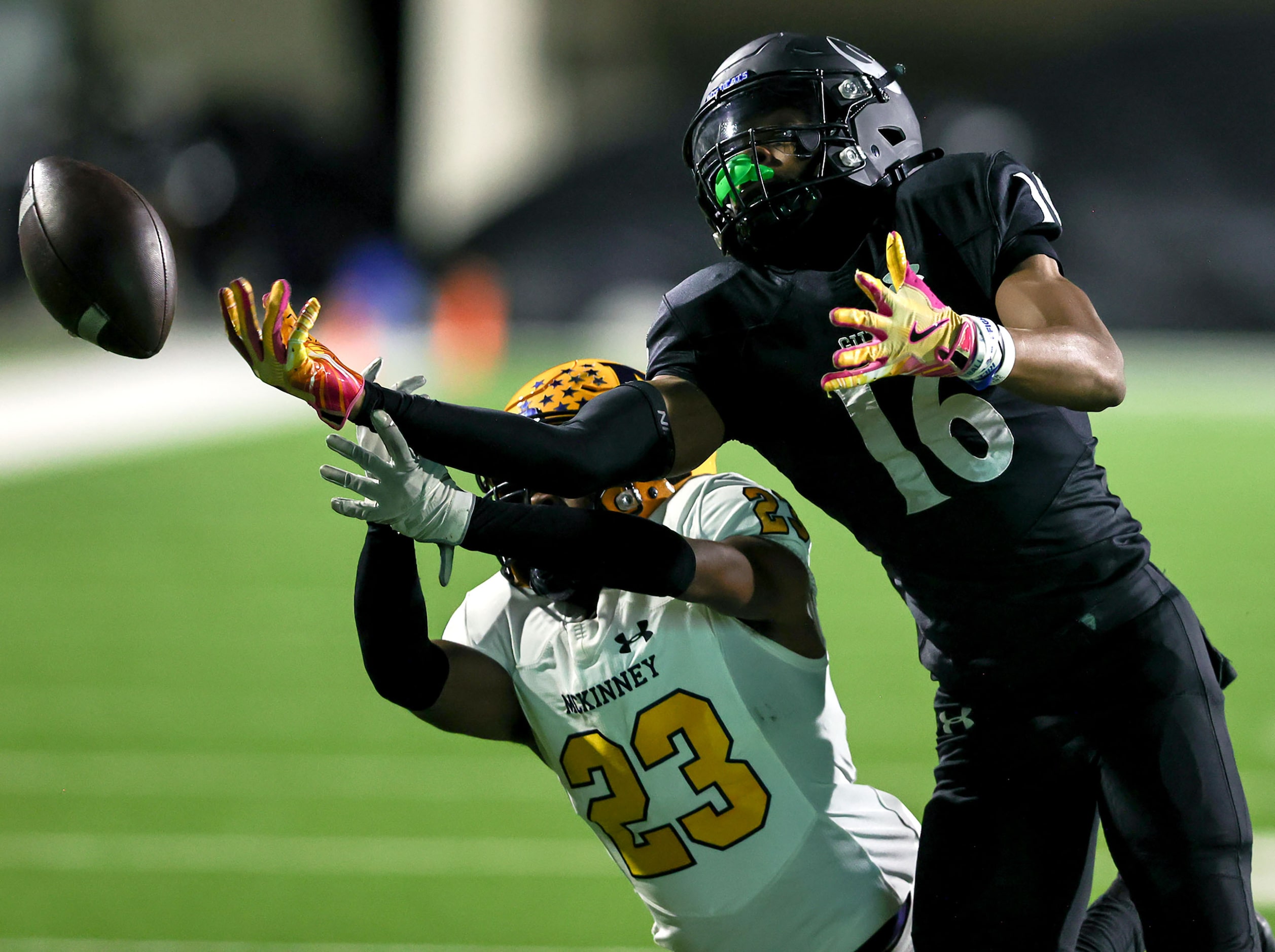 Denton Guyer wide receiver Mason White (16) tries to come up with a reception against...