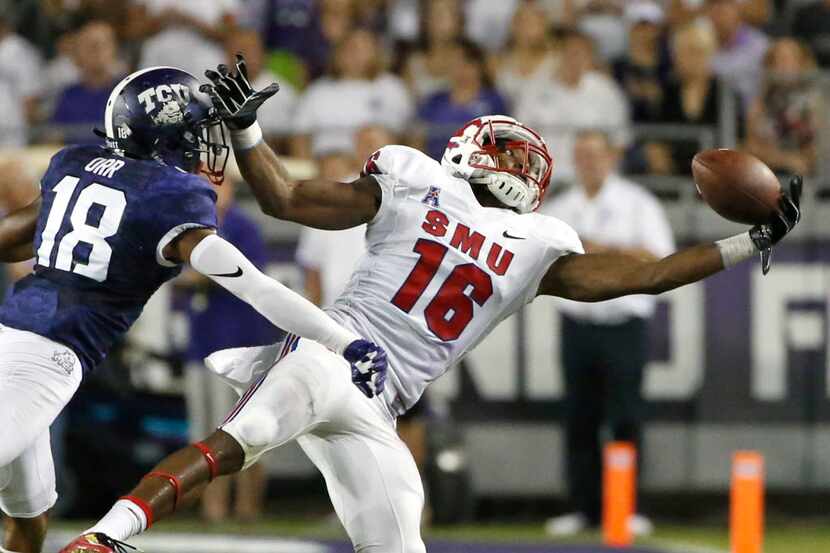 FORT WORTH, TX - SEPTEMBER 19:  Courtland Sutton #16 of the Southern Methodist Mustangs...