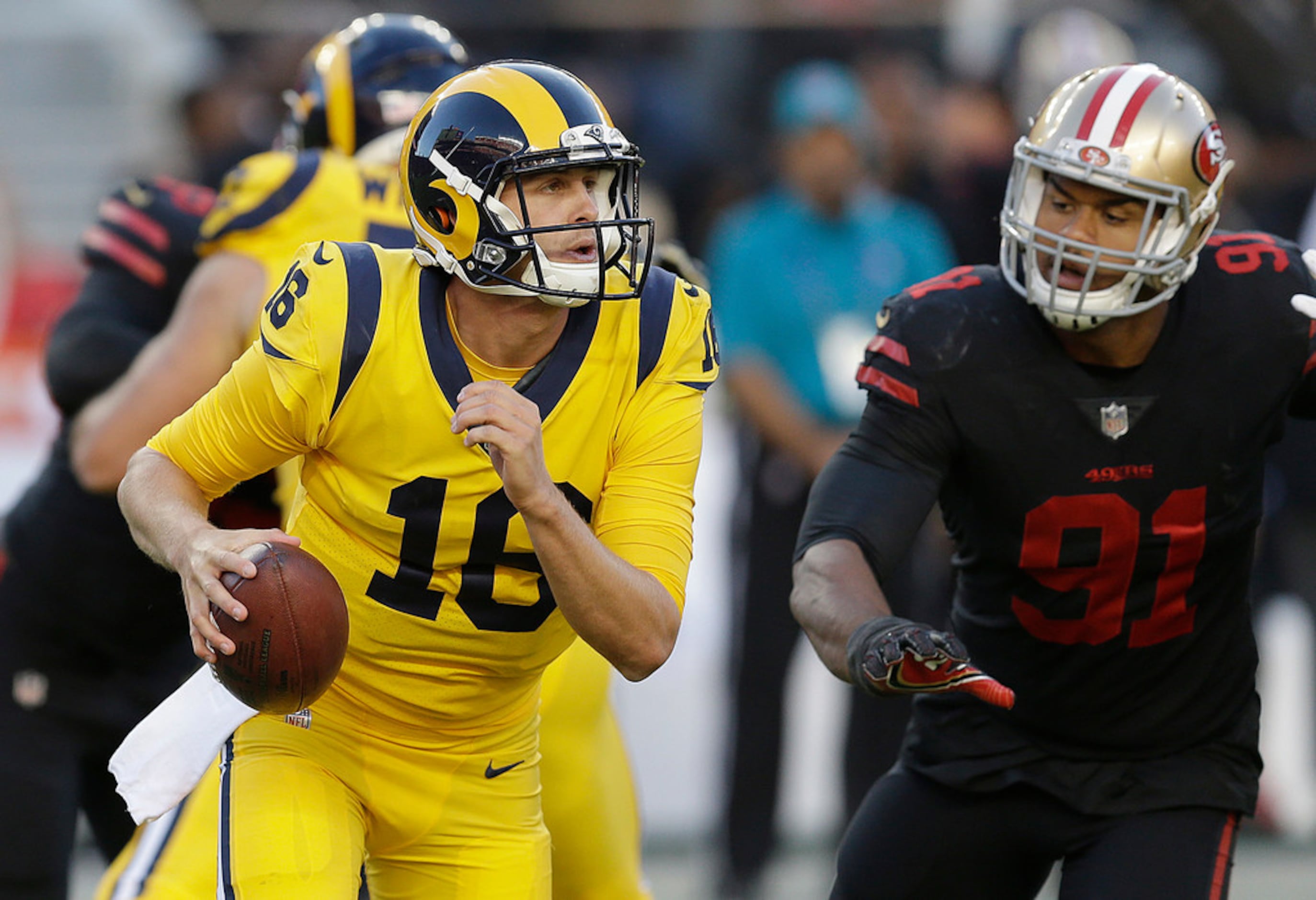 Rams use big offensive night to beat 49ers 41-39