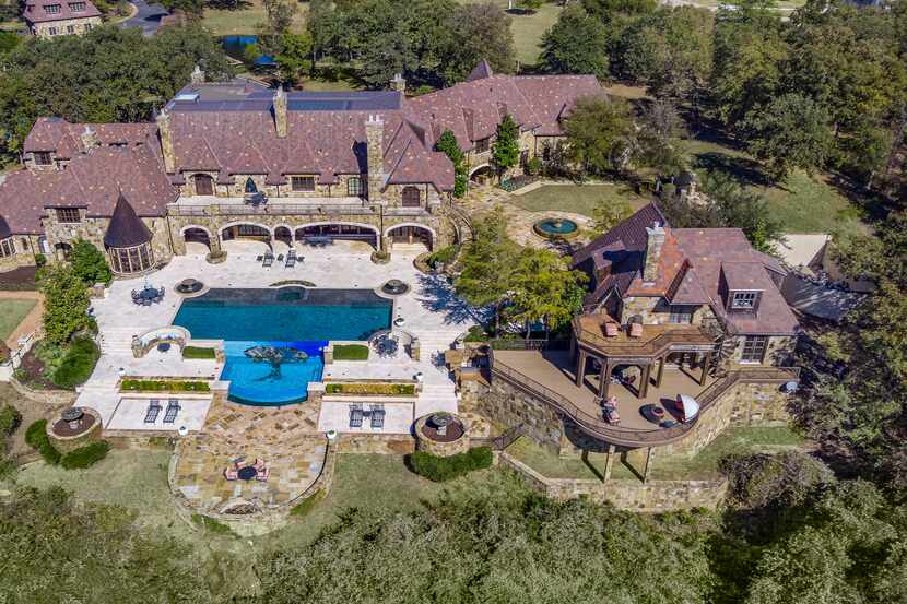 A look at the property at 1808 Point De Vue Drive in Flower Mound.