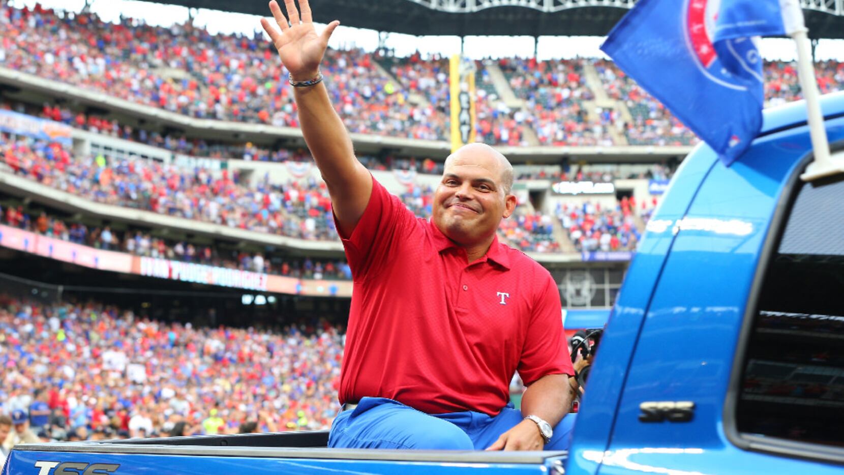 Texas Rangers plan to retire Ivan Rodriguez's jersey No. 7