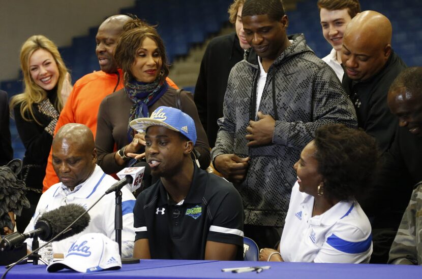 Plano West running back Soso Jamabo announces that he will play for UCLA as family members...