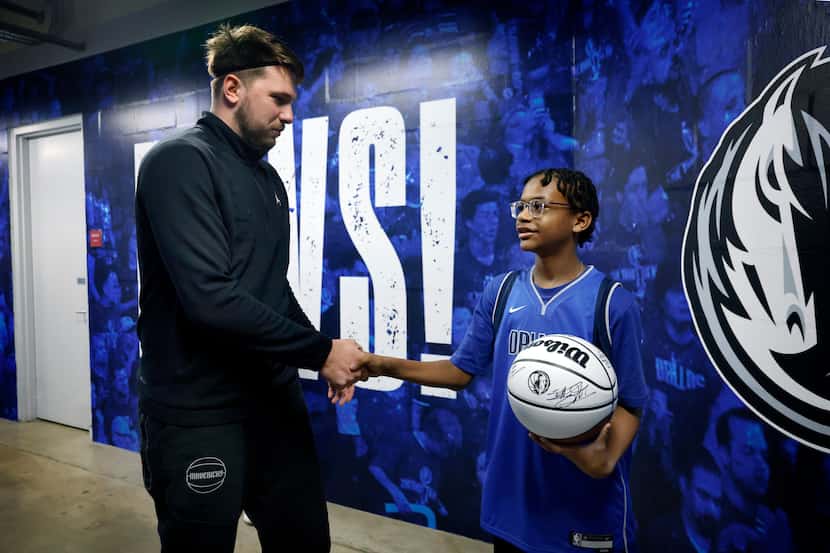 Titus Woods, a 13-year-old from Lee’s Summit, Missouri, meets his idol Dallas Mavericks...