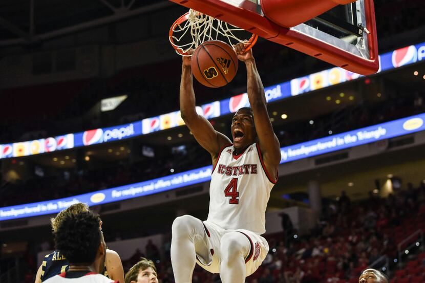 The Mavericks hope to see a lot more of this from Dennis Smith Jr., who had a highlight-reel...