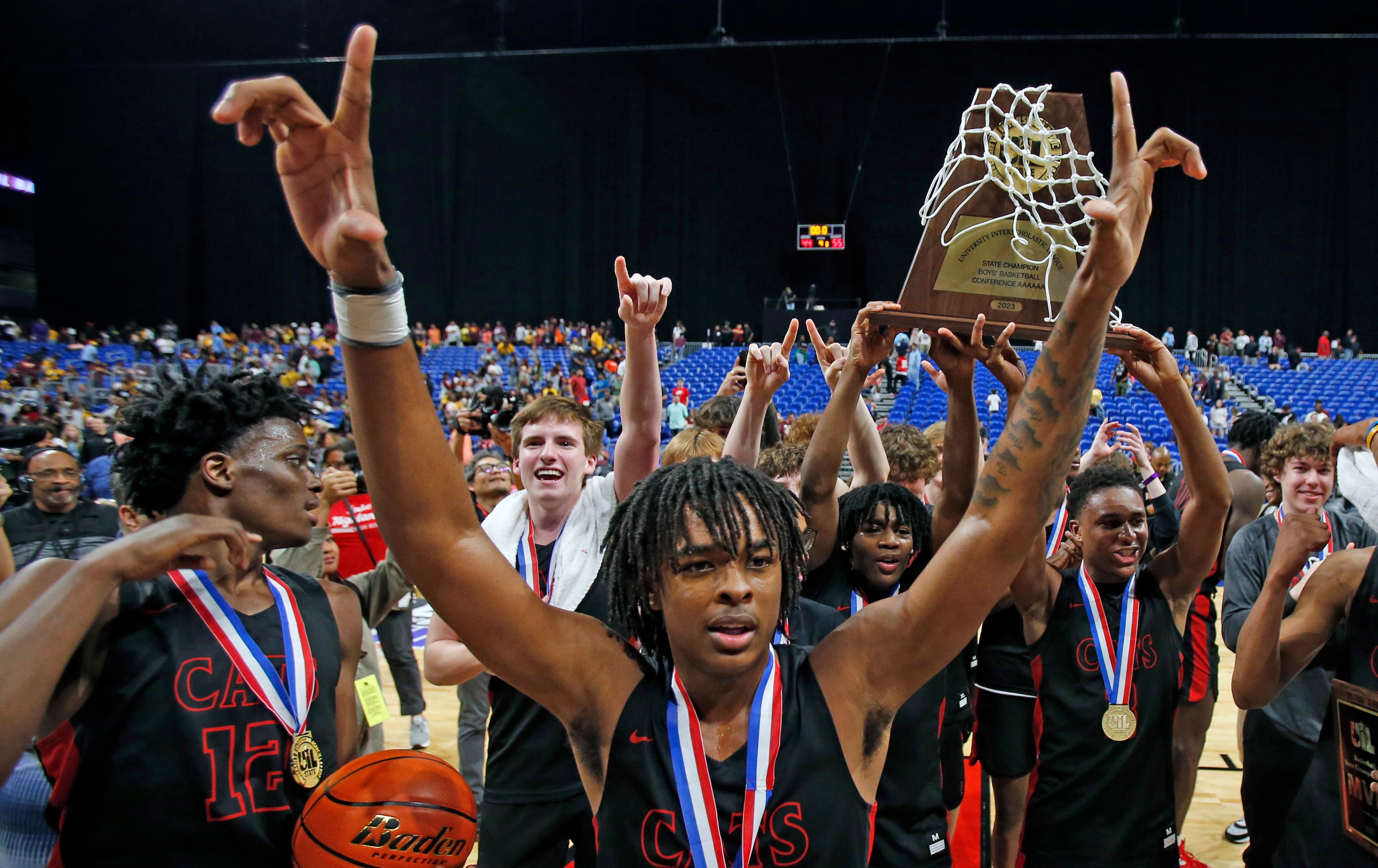 Lake Highlands celebrates with their trophy. Lake Highlands defeated Beaumont United in the...