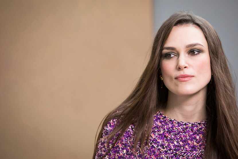 Keira Knightley poses for photographers prior to the Chanel ready-to-wear fall/winter...
