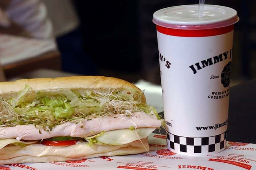 Hoy de 11 a.m. a las 3 p.m. pagarás  sólo $ 1 por un sub en Jimmy John’s.
