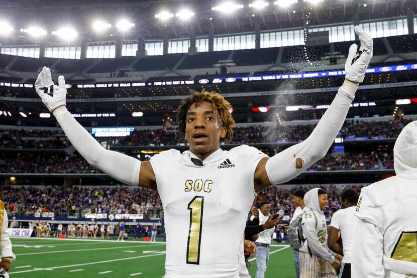 South Oak Cliff defensive back Manny Muhammad (1) reacts after winning the Class 5A Division...