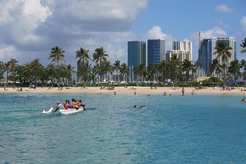 
Need some tropical sun? Airlines have had good fare sales to Honolulu recently. Duke...