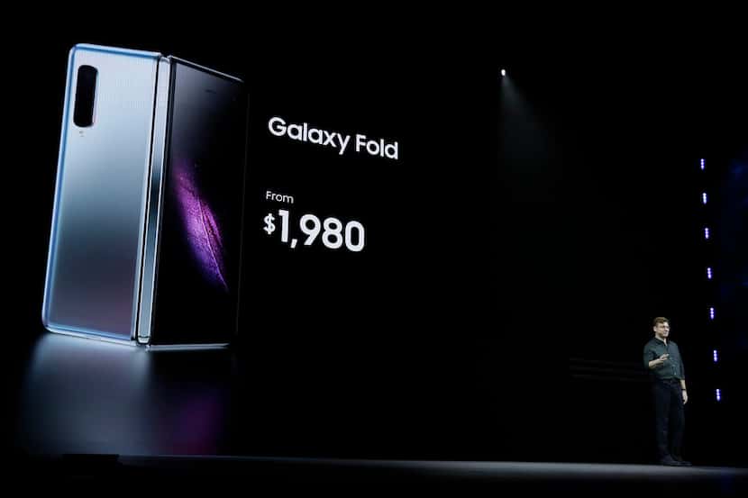 Justin Denison, SVP of Mobile Product Development, talks about the new Samsung Galaxy Fold...