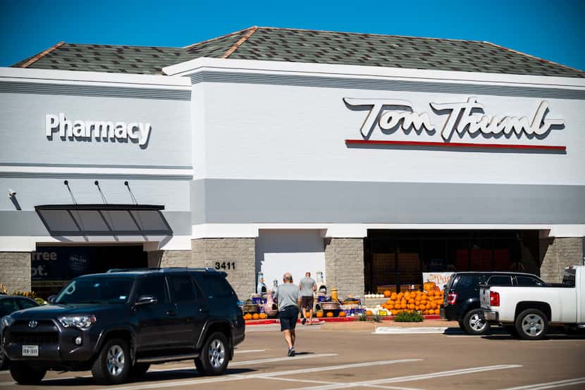 Tom Thumb grocery store at Custer Parkway in Richardson. 