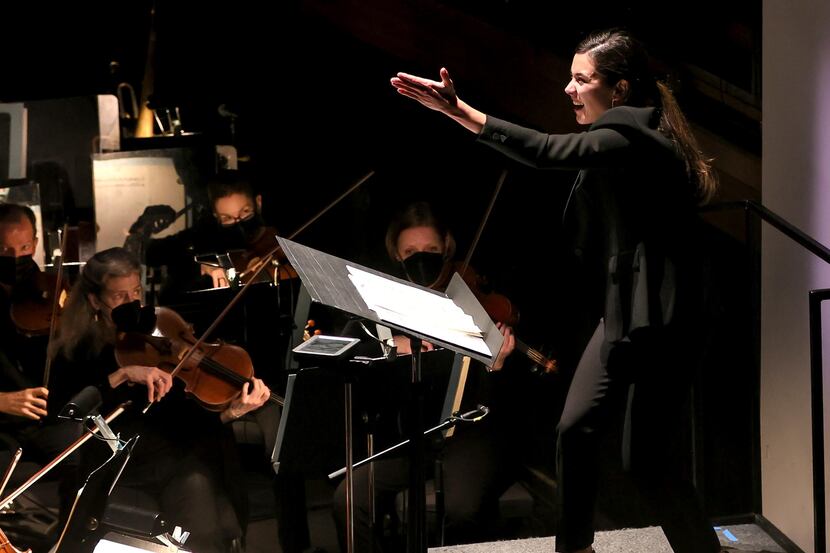 Conductor Celia Llácer Carbonell leads the Dallas Opera Orchestra in the Hart Institute for...