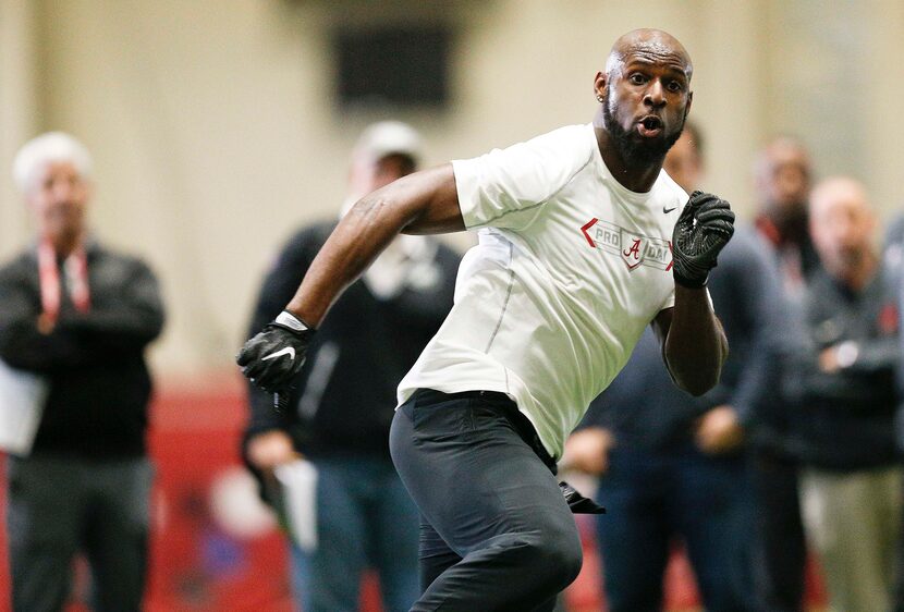 Alabama linebacker Rashaan Evans runs drills during Alabama's Pro Day, Wednesday, March 7,...